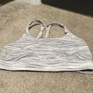 Lululemon energy bra